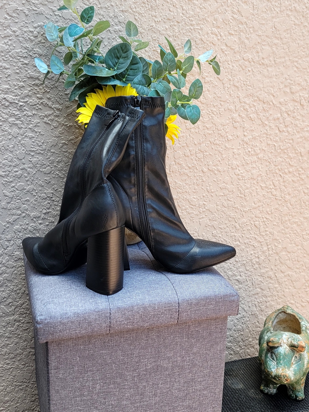 PrettyLittleThing Black Pointed Block Heel Ankle Boots